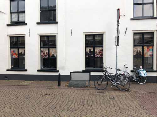 doesburg02