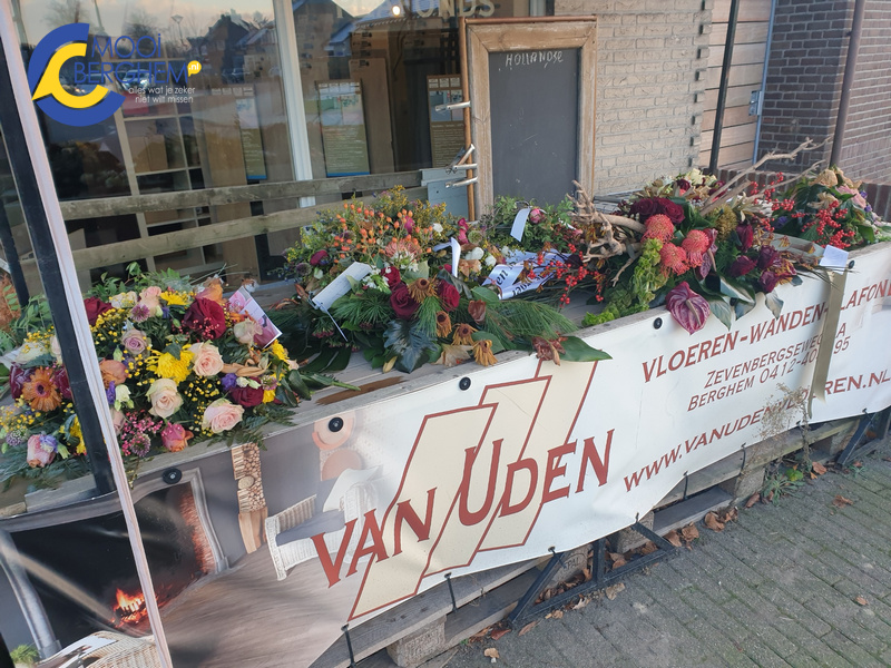 vanudenbloemenkraam02