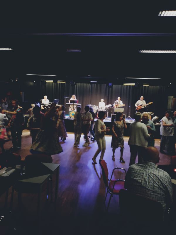berchplaetsdansen11mei02