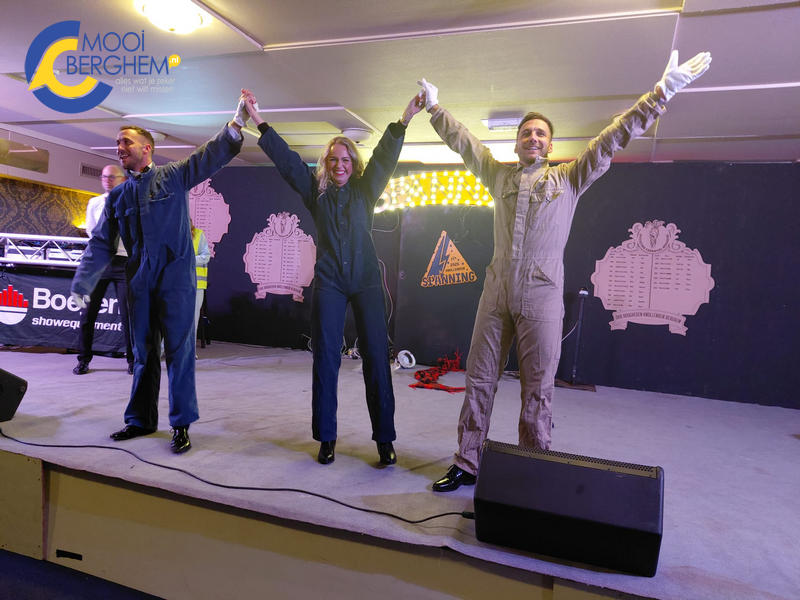 Prinsenreceptie vandaag in zalencentrum de Merx na prachtige onthulling