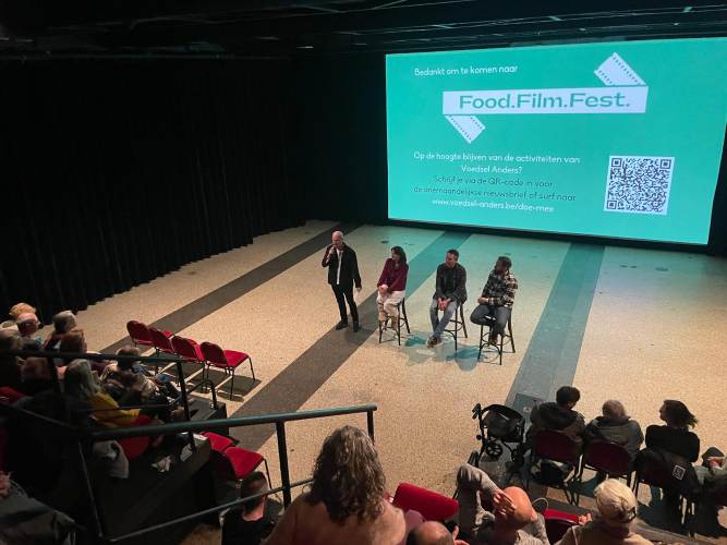 Geslaagde filmavond `Feeding Tomorrow` in Groen Engel Oss!