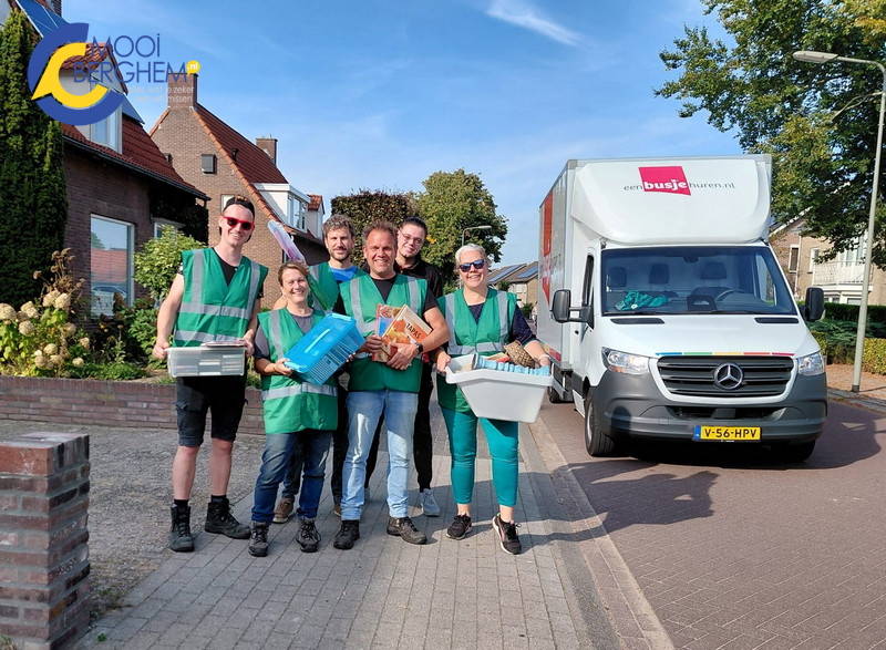 'Groene Brigade' haalde weer bruikbare spullen op in Berghem