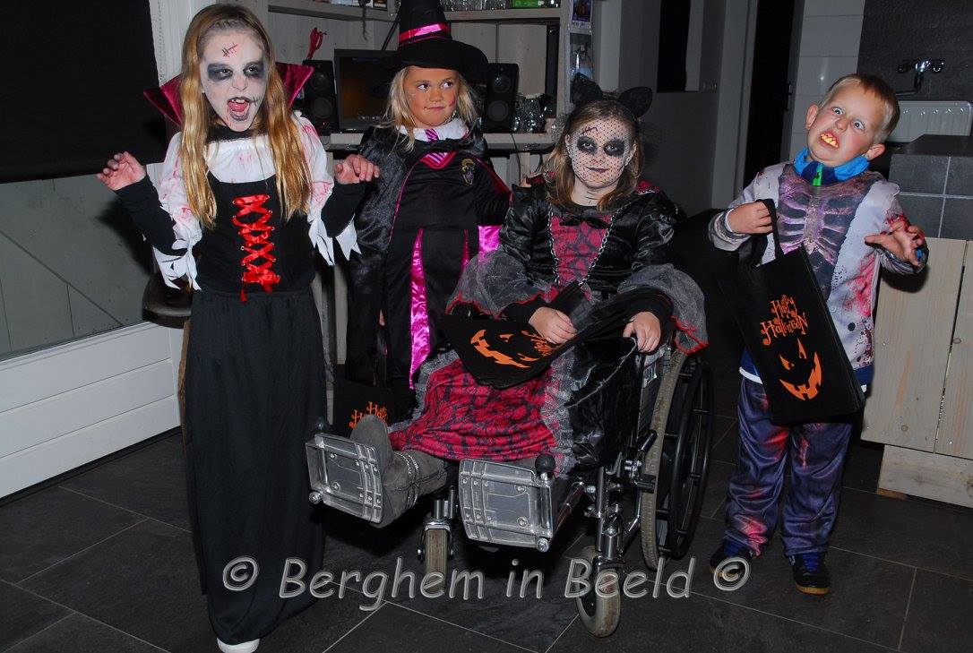 halloweentuureind01