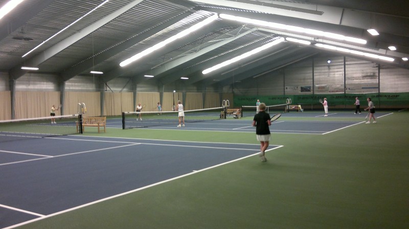 sportcentrumberghemnieuwetennisvloer01