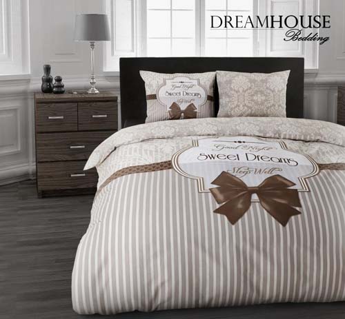 vanudenbedtextieldreams